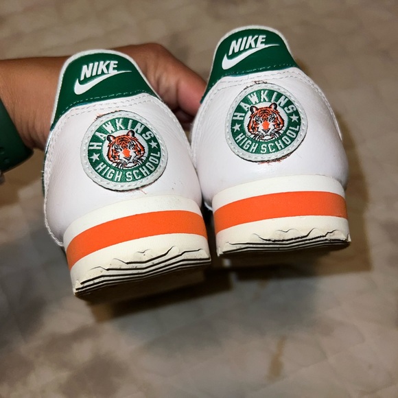 STRANGER THINGS Hawkins Nike Classic Cortez - Picture 2 of 9